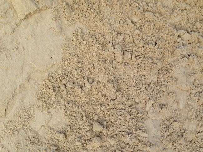 Песок на подсыпку  700 руб./1 м.3